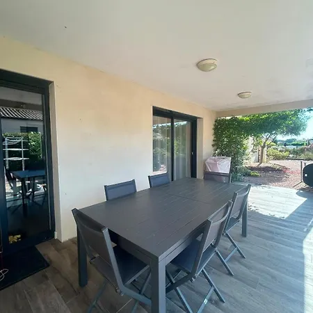 Nature Getaway - Modern House With Garden *